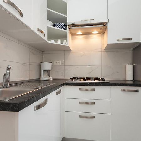 Apartments Paradis Ровінь Екстер'єр фото