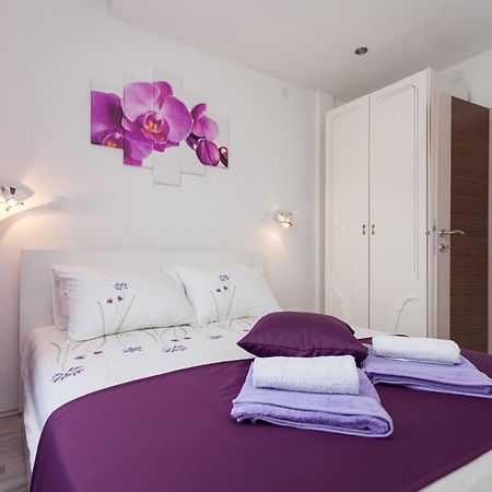 Apartments Paradis Ровінь Екстер'єр фото